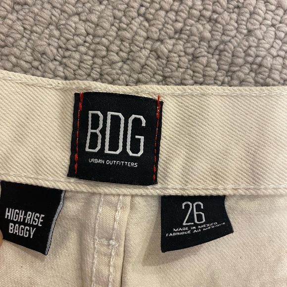 BDG high rise straight leg cream jeans - Picture 3 of 4